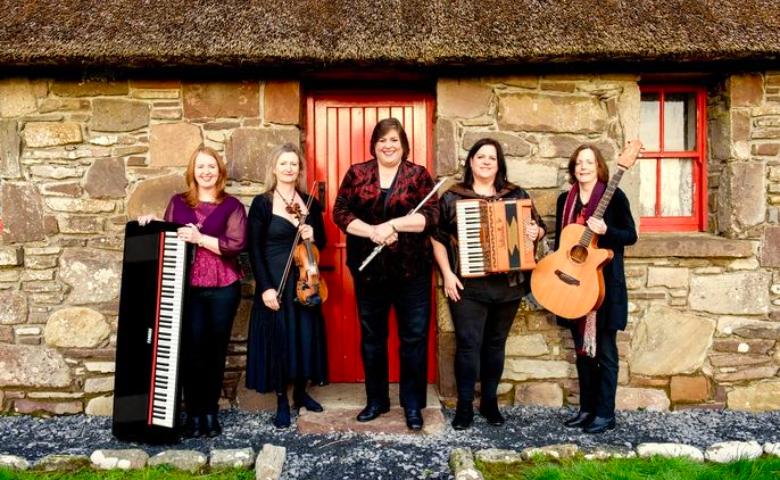 Cherish the Ladies' Celtic Christmas