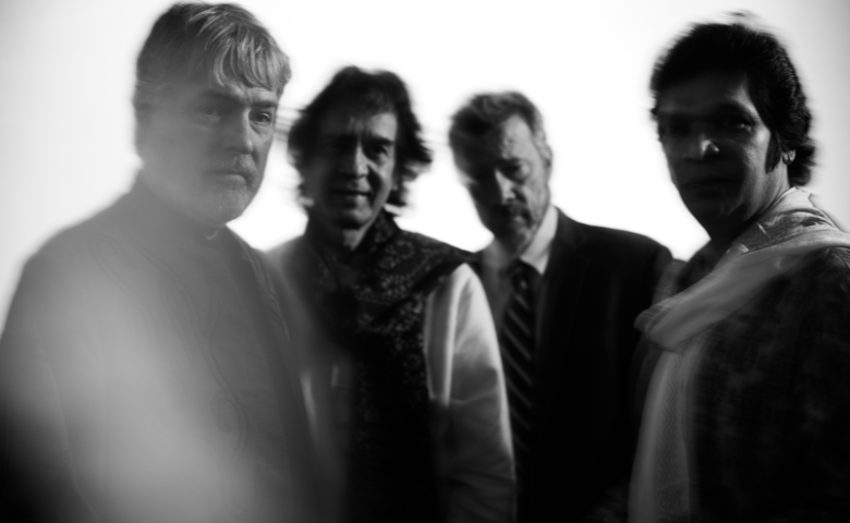 Béla Fleck, Zakir Hussain, Edgar Meyer with Rakesh Chaurasia 